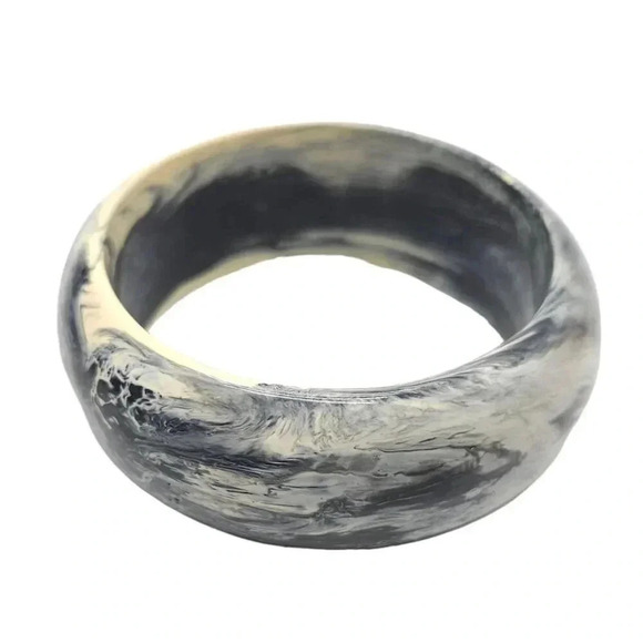 Marble Gray White Black Acrylic Wide Bangle Bracelet Vintage BoHo - Picture 1 of 5